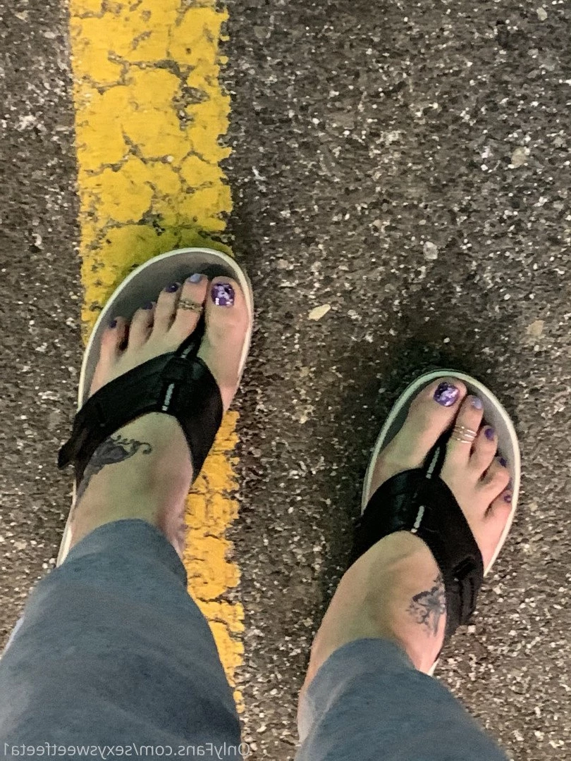 sexysweetfeetana [ sexysweetfeeta1 ] Onlyfans leaked photo 2794760 on Hotleaks.tv