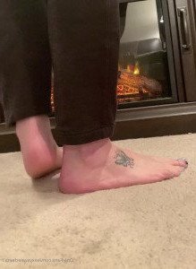 sexysweetfeetana [ sexysweetfeeta1 ] Onlyfans leaked video 4580522 on Hotleaks.tv