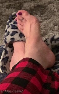 sexysweetfeetana [ sexysweetfeeta1 ] Onlyfans leaked video 4580526 on Hotleaks.tv