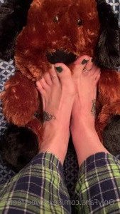 sexysweetfeetana [ sexysweetfeeta1 ] Onlyfans leaked video 4580553 on Hotleaks.tv