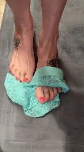 sexysweetfeetana [ sexysweetfeeta1 ] Onlyfans leaked video 4580642 on Hotleaks.tv