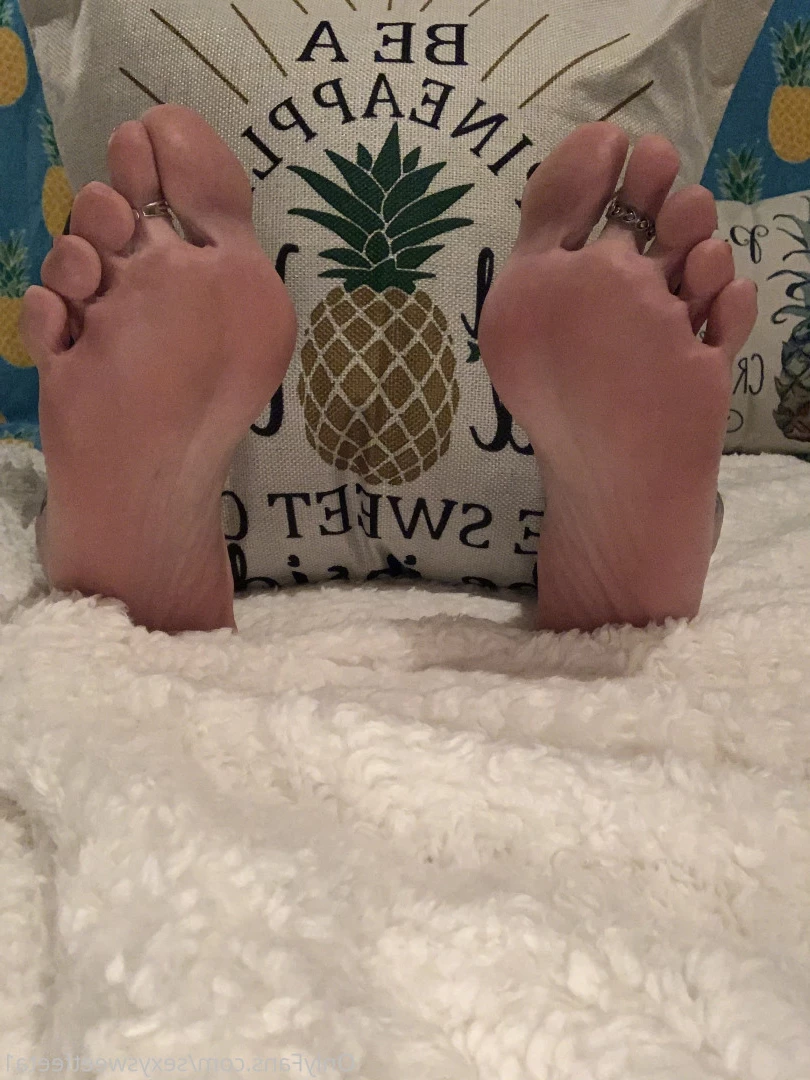 sexysweetfeetana [ sexysweetfeeta1 ] Onlyfans leaked photo 5784224 on Hotleaks.tv