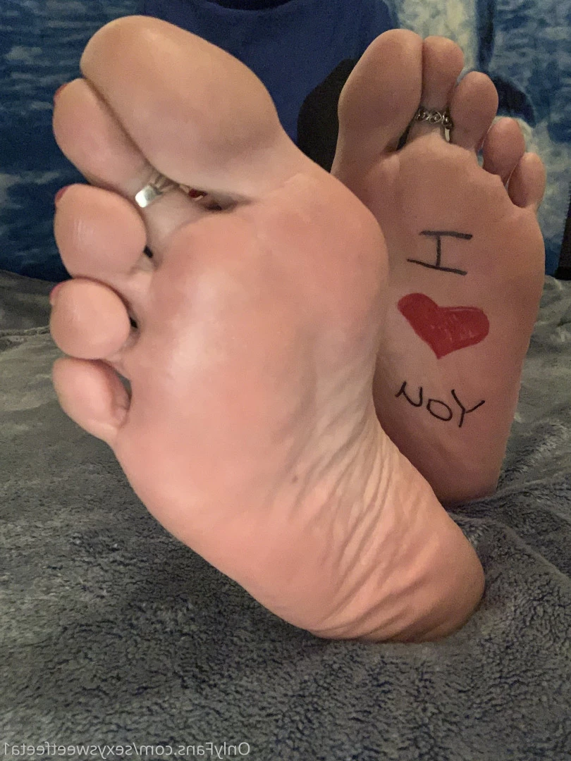 sexysweetfeetana [ sexysweetfeeta1 ] Onlyfans leaked photo 5784589 on Hotleaks.tv
