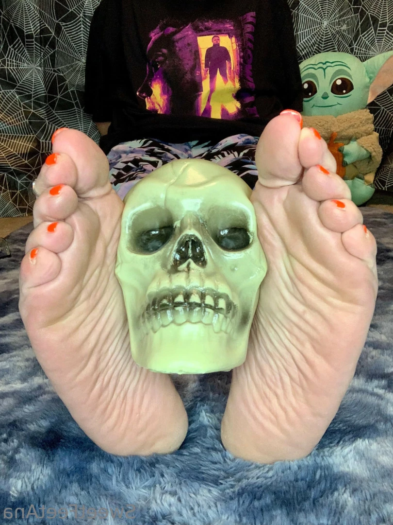 sexysweetfeetana [ sexysweetfeeta1 ] Onlyfans leaked photo 5784754 on Hotleaks.tv