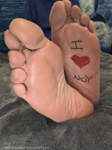 5785093