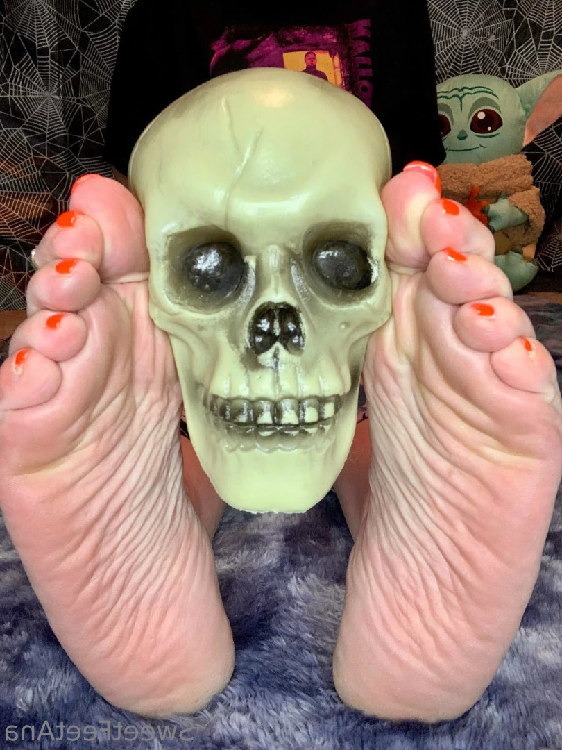 sexysweetfeetana [ sexysweetfeeta1 ] Onlyfans leaked photo 5785145 on Hotleaks.tv