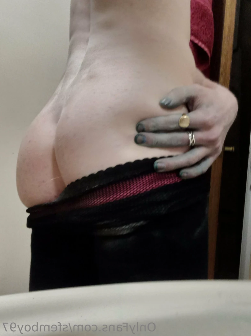 Shy_femboy97 [ sfemboy97 ] Onlyfans leaked photo 12666424 on Hotleaks.tv
