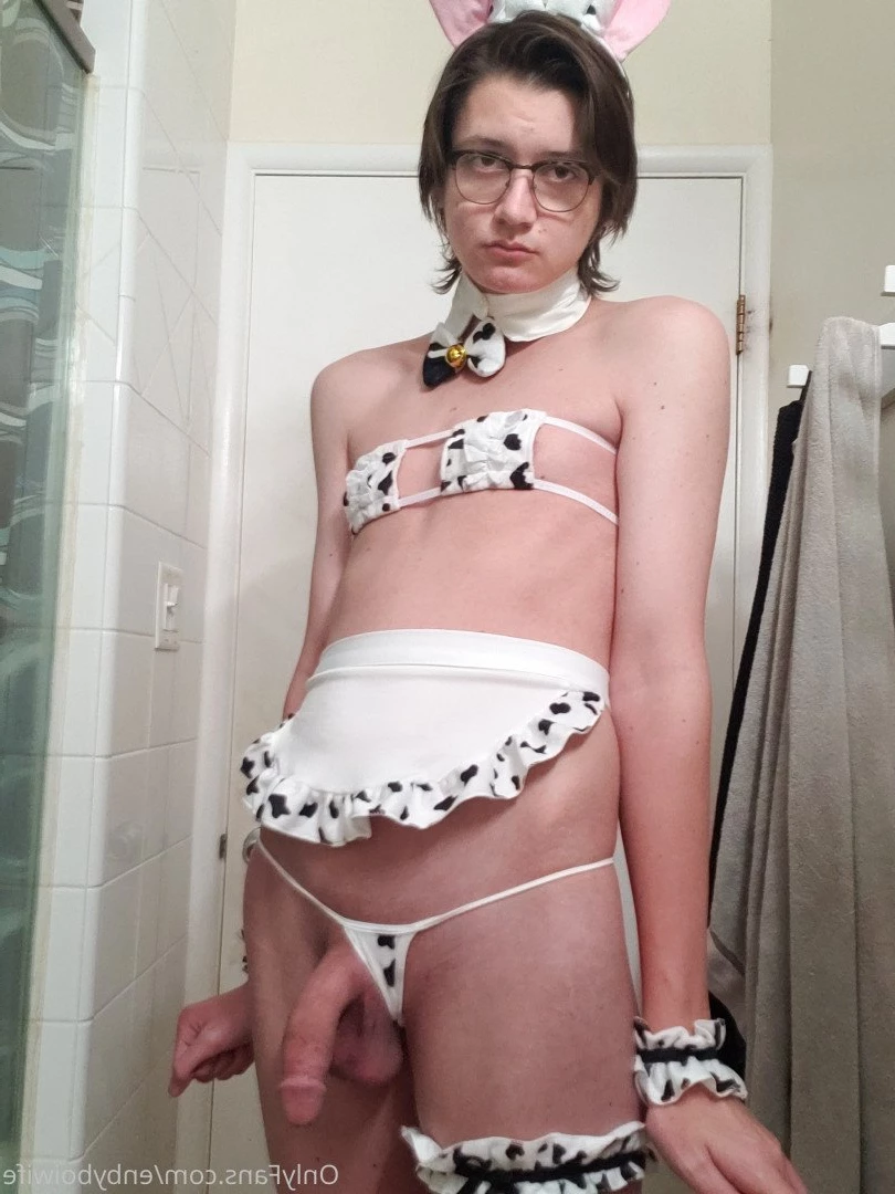 Enby Boi Wife [ enbyboiwife ] Onlyfans leaked photo 365293 on Hotleaks.tv