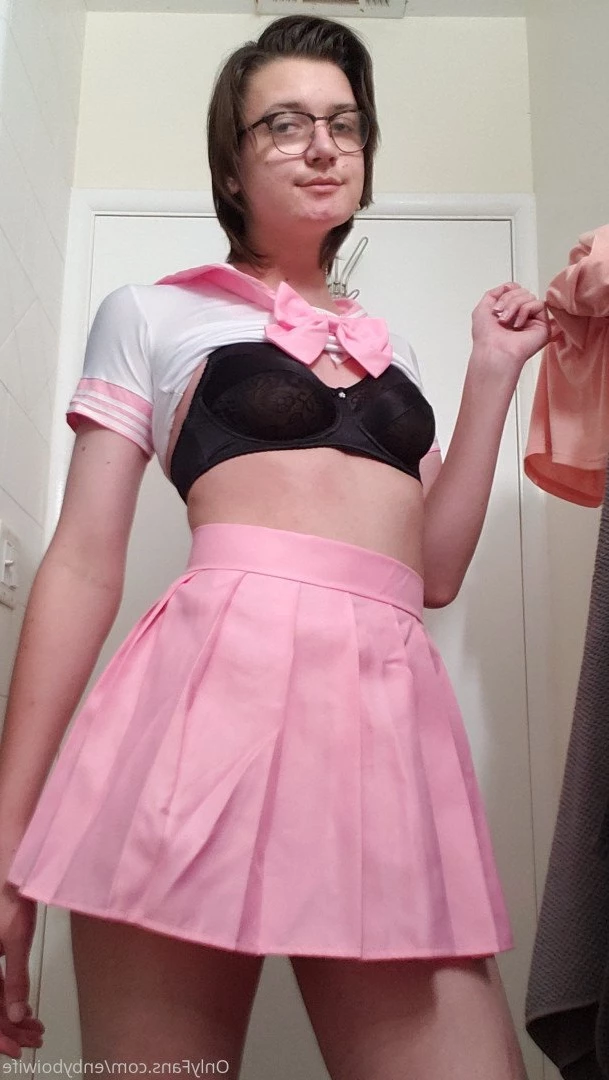 Enby Boi Wife [ enbyboiwife ] Onlyfans leaked photo 365308 on Hotleaks.tv