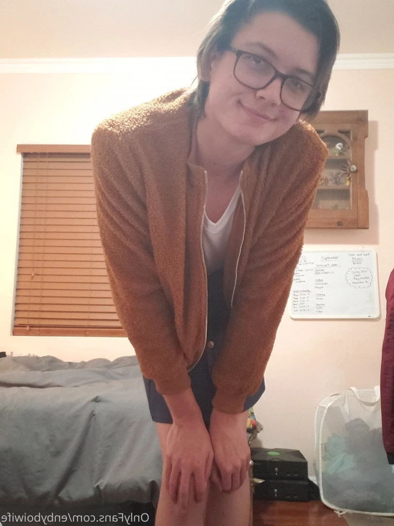 Enby Boi Wife [ enbyboiwife ] Onlyfans leaked photo 365330 on Hotleaks.tv