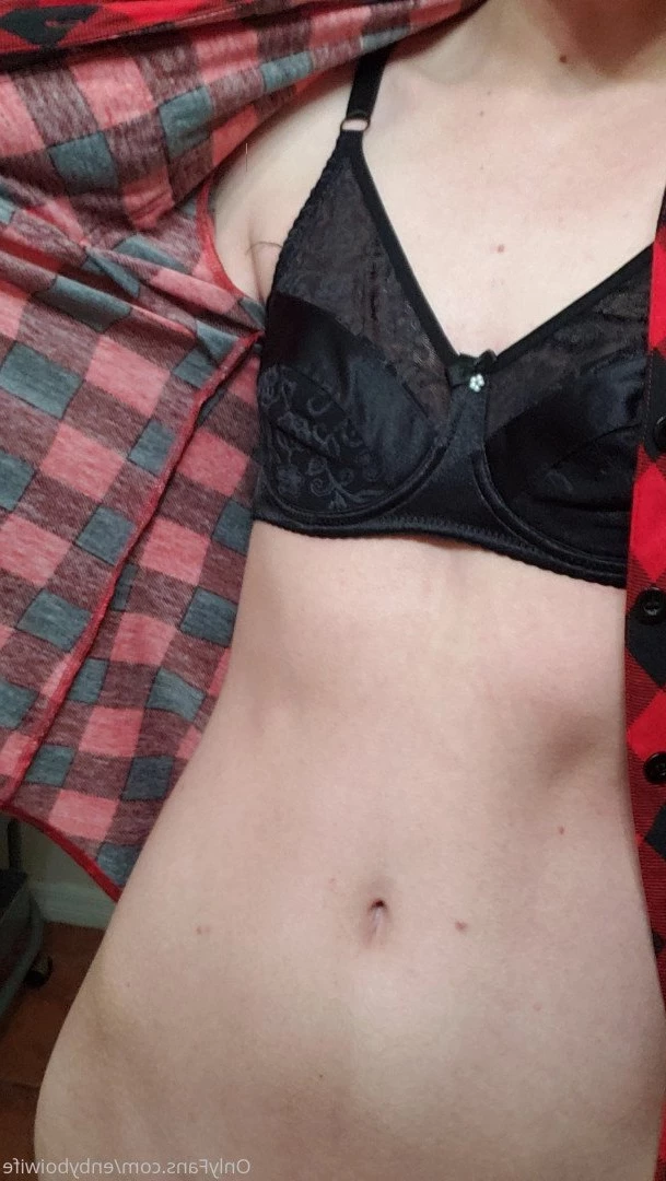 Enby Boi Wife [ enbyboiwife ] Onlyfans leaked photo 365404 on Hotleaks.tv