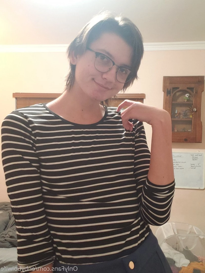 Enby Boi Wife [ enbyboiwife ] Onlyfans leaked photo 365412 on Hotleaks.tv