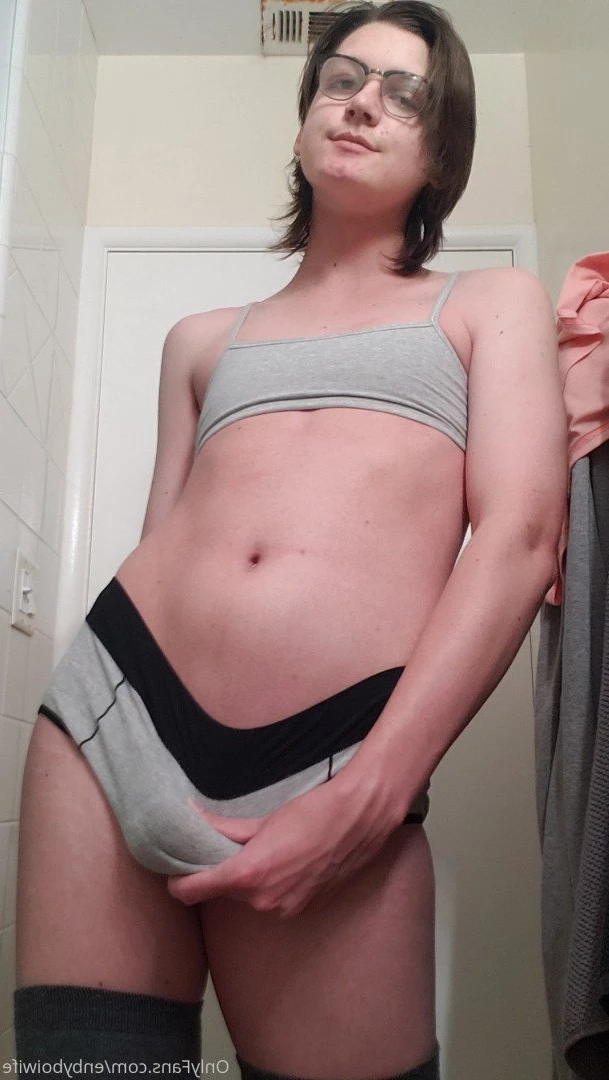 Enby Boi Wife [ enbyboiwife ] Onlyfans leaked photo 365442 on Hotleaks.tv