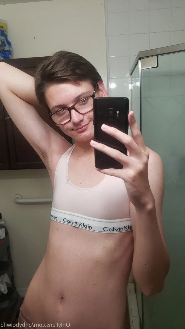 Enby Boi Wife [ enbyboiwife ] Onlyfans leaked photo 365531 on Hotleaks.tv