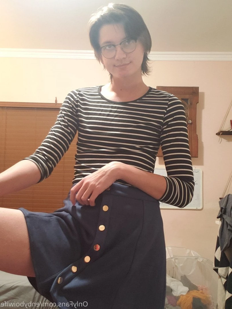 Enby Boi Wife [ enbyboiwife ] Onlyfans leaked photo 365538 on Hotleaks.tv