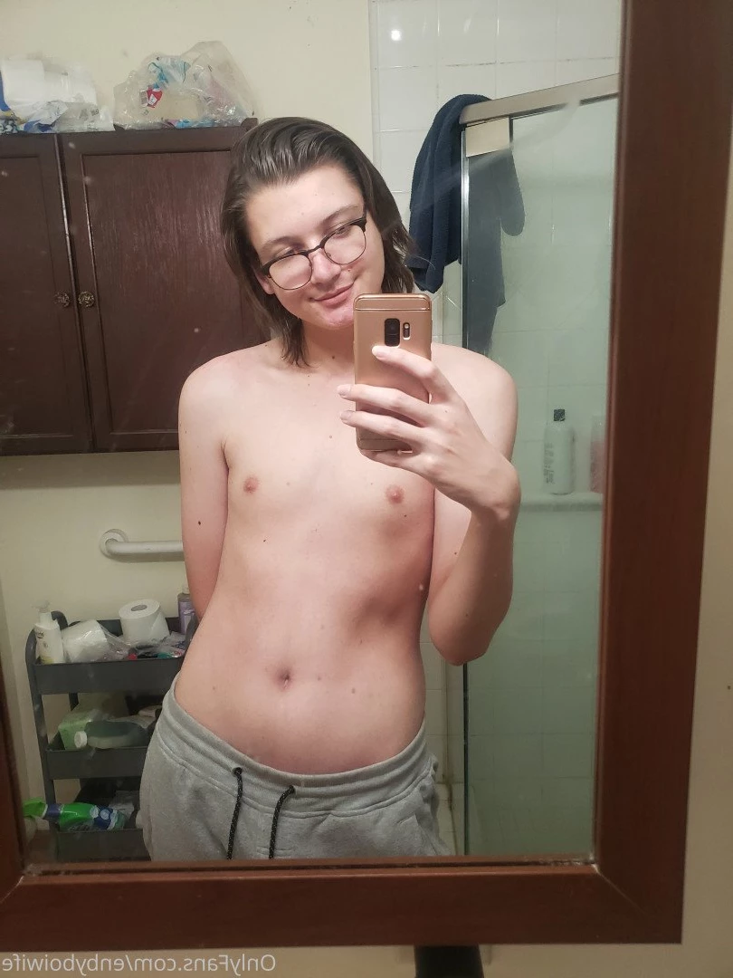 Enby Boi Wife [ enbyboiwife ] Onlyfans leaked photo 365560 on Hotleaks.tv