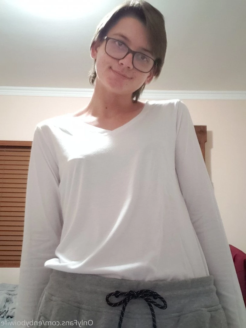 Enby Boi Wife [ enbyboiwife ] Onlyfans leaked photo 365669 on Hotleaks.tv