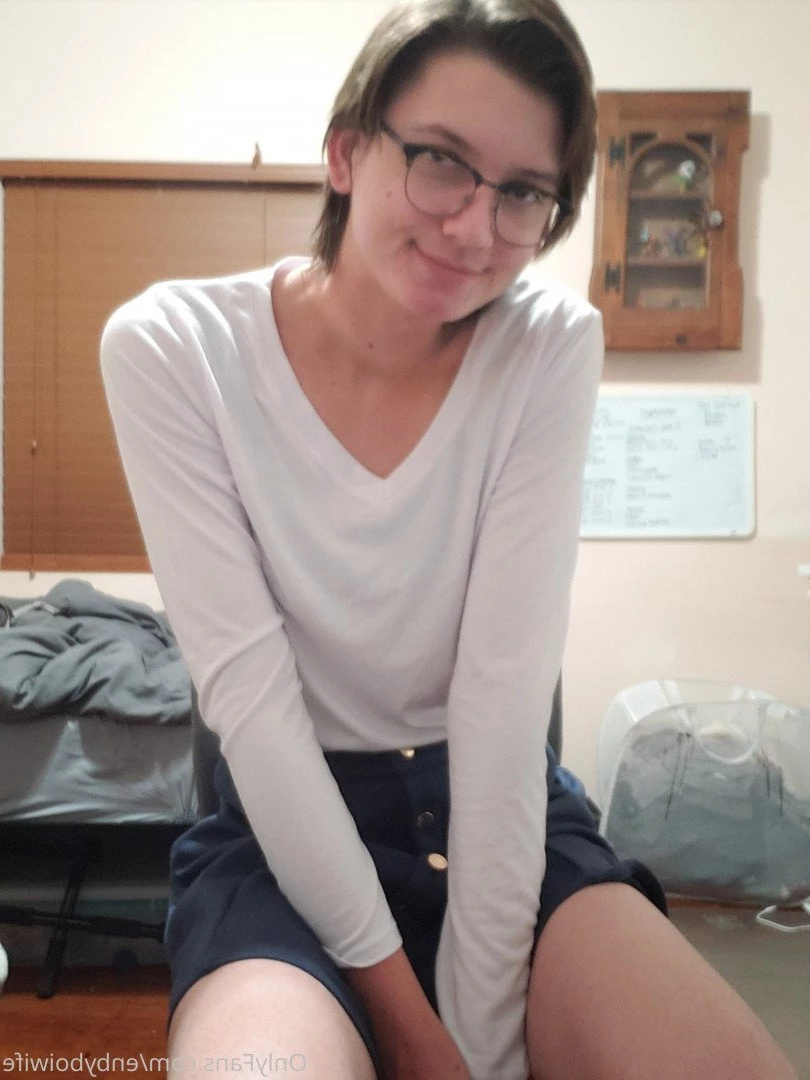 Enby Boi Wife [ enbyboiwife ] Onlyfans leaked photo 365689 on Hotleaks.tv