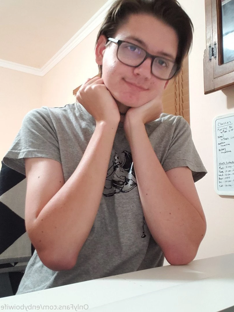 Enby Boi Wife [ enbyboiwife ] Onlyfans leaked photo 365702 on Hotleaks.tv