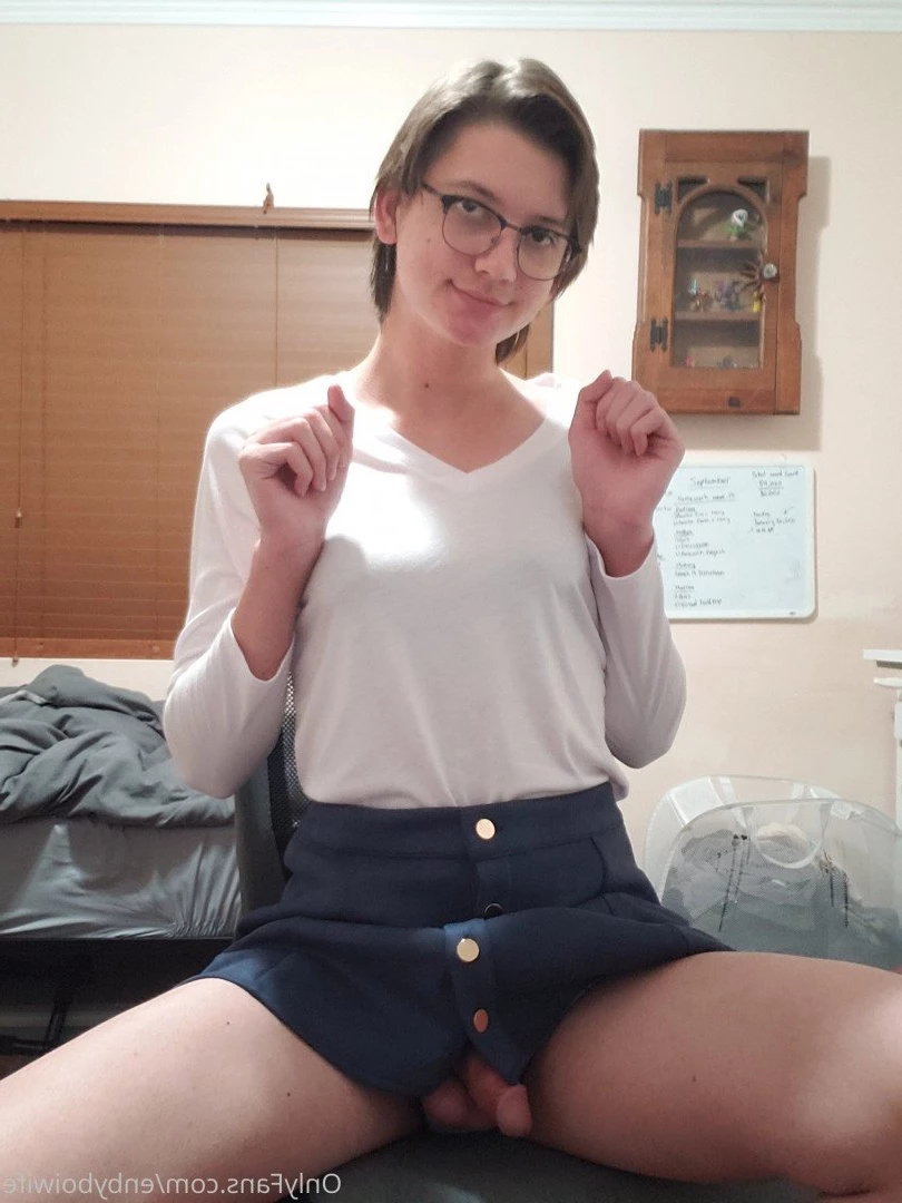 Enby Boi Wife [ enbyboiwife ] Onlyfans leaked photo 365713 on Hotleaks.tv