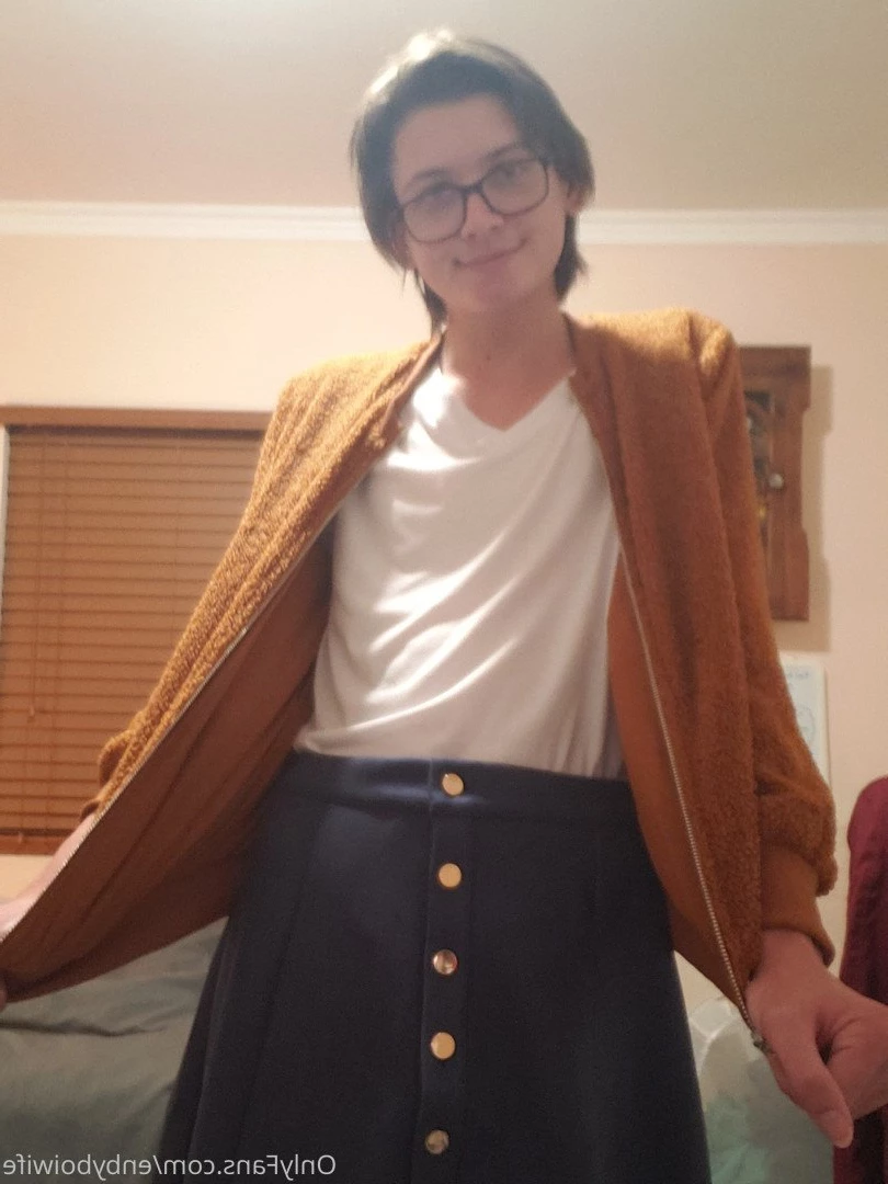 Enby Boi Wife [ enbyboiwife ] Onlyfans leaked photo 365799 on Hotleaks.tv