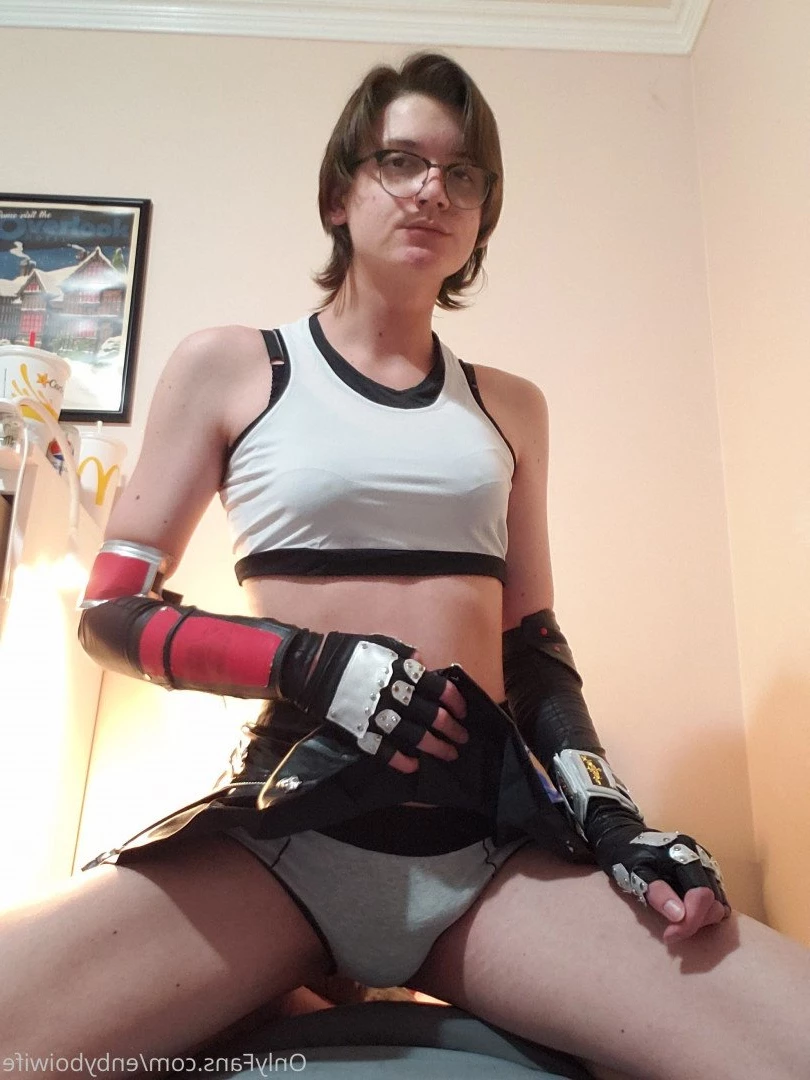 Enby Boi Wife [ enbyboiwife ] Onlyfans leaked photo 365880 on Hotleaks.tv