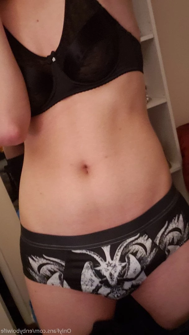 Enby Boi Wife [ enbyboiwife ] Onlyfans leaked photo 365897 on Hotleaks.tv