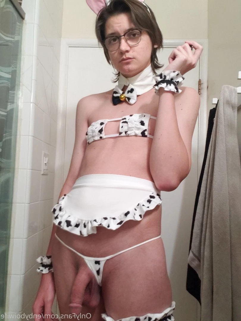 Enby Boi Wife [ enbyboiwife ] Onlyfans leaked photo 365898 on Hotleaks.tv