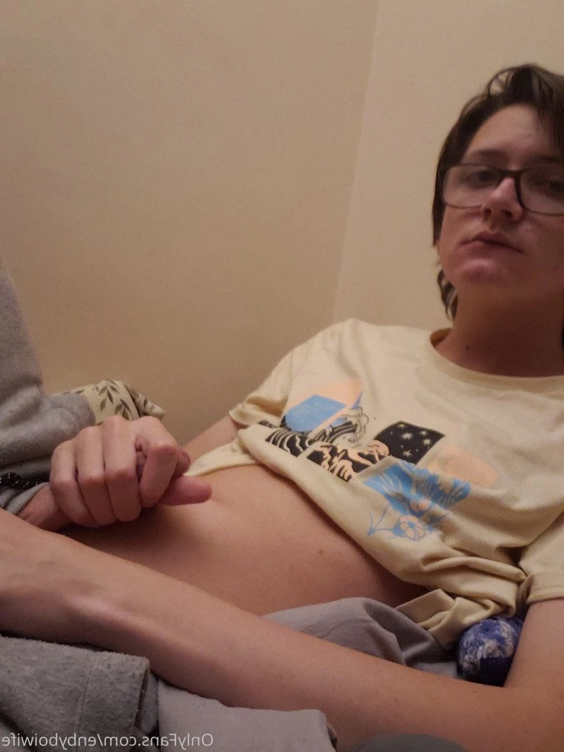 Enby Boi Wife [ enbyboiwife ] Onlyfans leaked photo 365946 on Hotleaks.tv