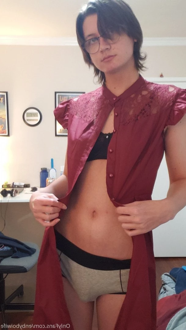 Enby Boi Wife [ enbyboiwife ] Onlyfans leaked photo 365948 on Hotleaks.tv
