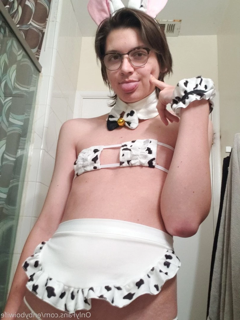 Enby Boi Wife [ enbyboiwife ] Onlyfans leaked photo 366003 on Hotleaks.tv