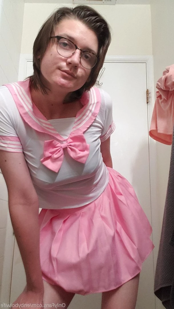 Enby Boi Wife [ enbyboiwife ] Onlyfans leaked photo 366037 on Hotleaks.tv