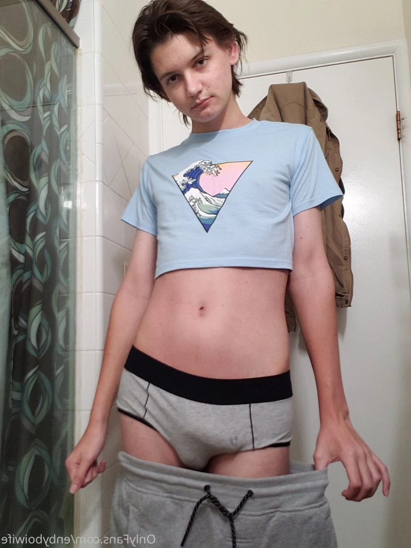 Enby Boi Wife [ enbyboiwife ] Onlyfans leaked photo 366040 on Hotleaks.tv