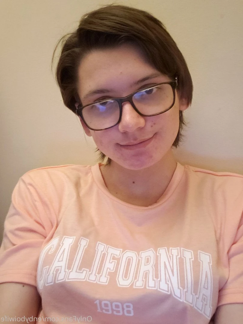 Enby Boi Wife [ enbyboiwife ] Onlyfans leaked photo 366049 on Hotleaks.tv