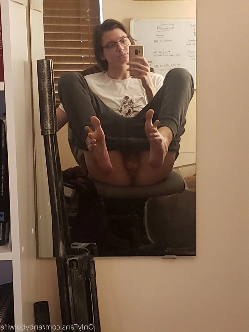 Enby Boi Wife [ enbyboiwife ] Onlyfans leaked photo 366108 on Hotleaks.tv