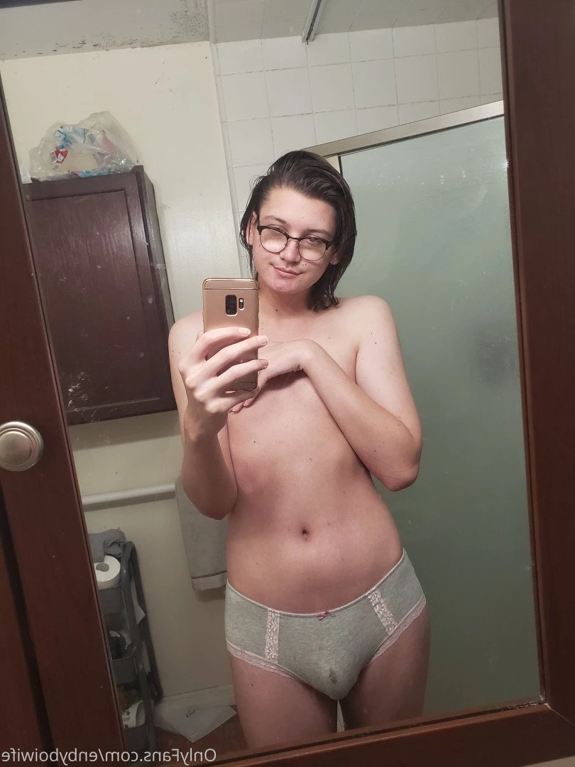 Enby Boi Wife [ enbyboiwife ] Onlyfans leaked photo 366176 on Hotleaks.tv