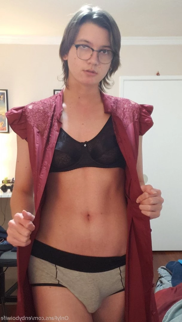 Enby Boi Wife [ enbyboiwife ] Onlyfans leaked photo 366188 on Hotleaks.tv