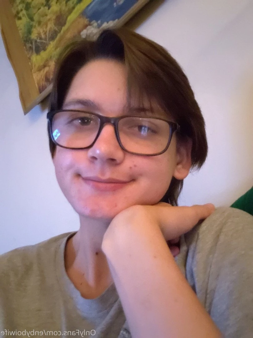 Enby Boi Wife [ enbyboiwife ] Onlyfans leaked photo 366256 on Hotleaks.tv