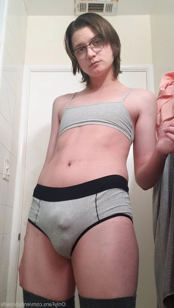 Enby Boi Wife [ enbyboiwife ] Onlyfans leaked photo 366340 on Hotleaks.tv