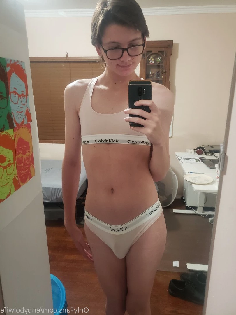 Enby Boi Wife [ enbyboiwife ] Onlyfans leaked photo 366381 on Hotleaks.tv