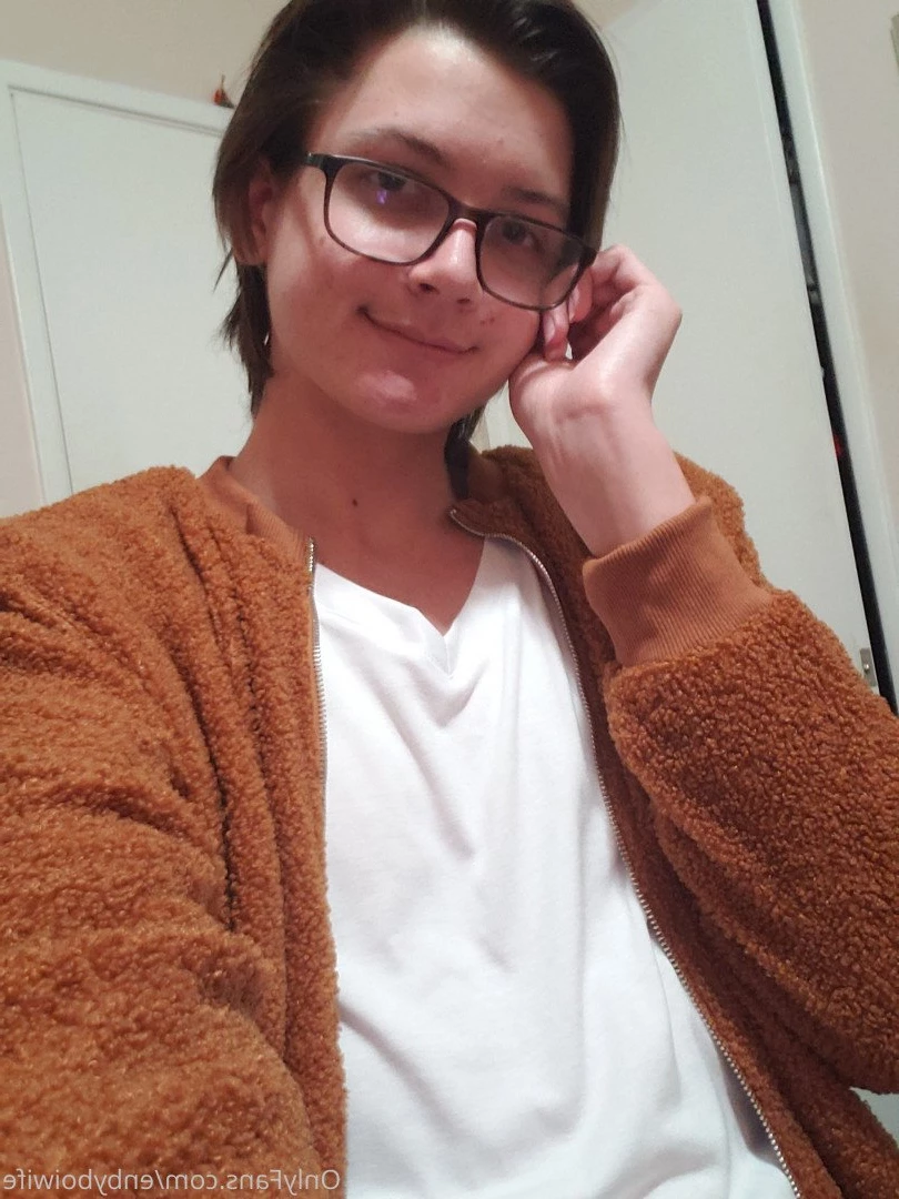 Enby Boi Wife [ enbyboiwife ] Onlyfans leaked photo 366404 on Hotleaks.tv