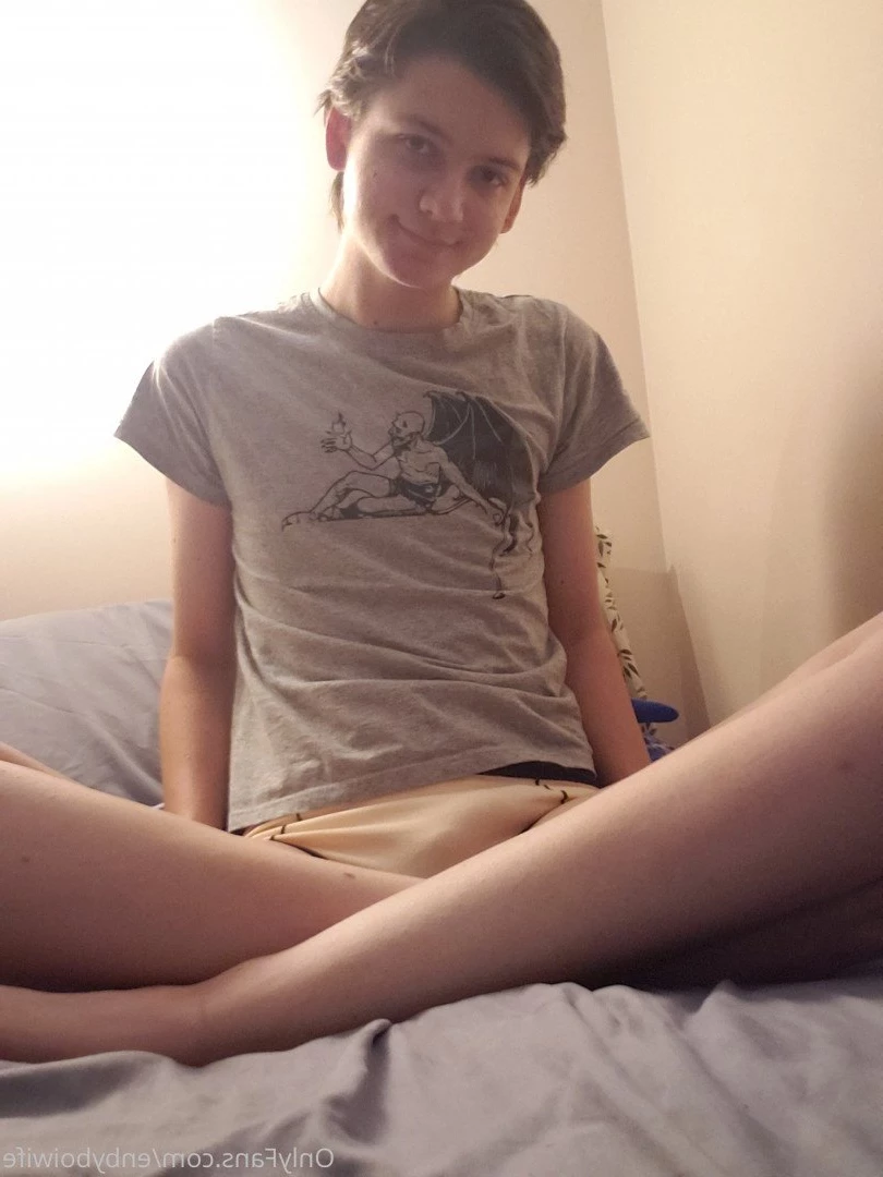 Enby Boi Wife [ enbyboiwife ] Onlyfans leaked photo 366464 on Hotleaks.tv
