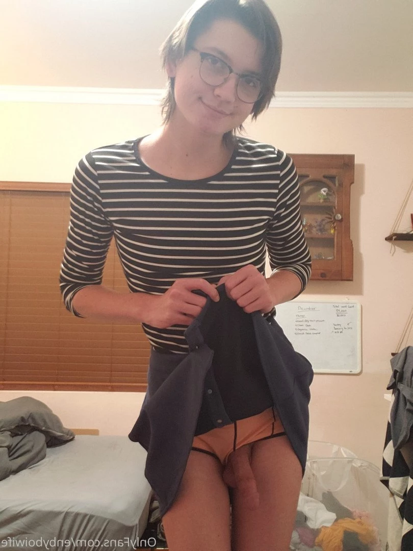 Enby Boi Wife [ enbyboiwife ] Onlyfans leaked photo 366504 on Hotleaks.tv