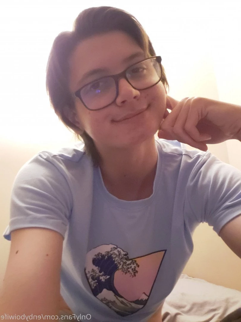 Enby Boi Wife [ enbyboiwife ] Onlyfans leaked photo 366526 on Hotleaks.tv