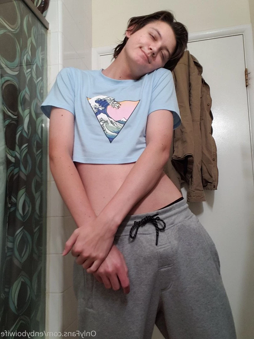 Enby Boi Wife [ enbyboiwife ] Onlyfans leaked photo 366546 on Hotleaks.tv