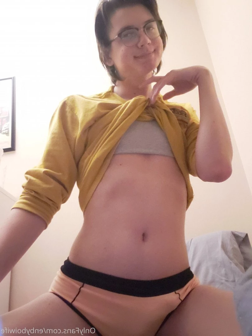 Enby Boi Wife [ enbyboiwife ] Onlyfans leaked photo 366608 on Hotleaks.tv
