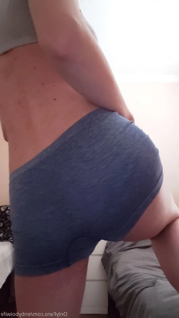Enby Boi Wife [ enbyboiwife ] Onlyfans leaked photo 366651 on Hotleaks.tv