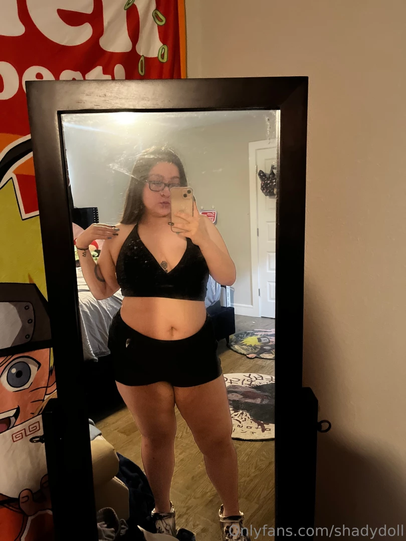 𝐋𝐚𝐭𝐢𝐧𝐚 𝐆𝐚𝐦𝐞𝐫 𝐧𝐞𝐞𝐝𝐬 𝐝*𝐜𝐤 🎮👸🏻💦 [ shadydoll ] Onlyfans leaked photo 18439546 on Hotleaks.tv