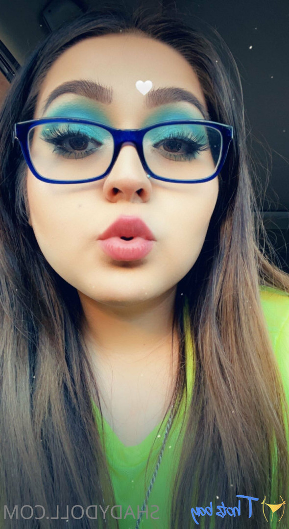 𝐋𝐚𝐭𝐢𝐧𝐚 𝐆𝐚𝐦𝐞𝐫 𝐧𝐞𝐞𝐝𝐬 𝐝*𝐜𝐤 🎮👸🏻💦 [ shadydoll ] Onlyfans leaked photo 18440098 on Hotleaks.tv