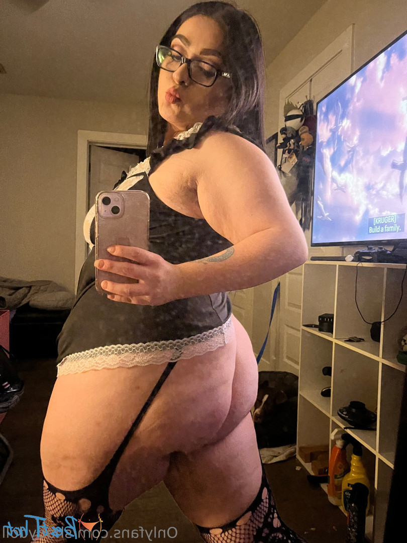 𝐋𝐚𝐭𝐢𝐧𝐚 𝐆𝐚𝐦𝐞𝐫 𝐧𝐞𝐞𝐝𝐬 𝐝*𝐜𝐤 🎮👸🏻💦 [ shadydoll ] Onlyfans leaked photo 18440689 on Hotleaks.tv